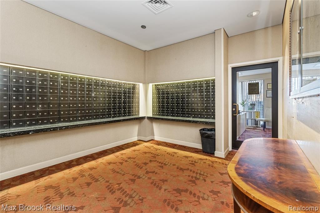 5000 Town Center, 2605, Southfield, MI 48075 — Photo 44