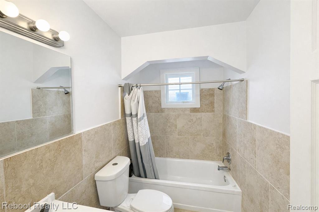 20541 Barlow Street, Detroit, MI 48205 — Photo 9