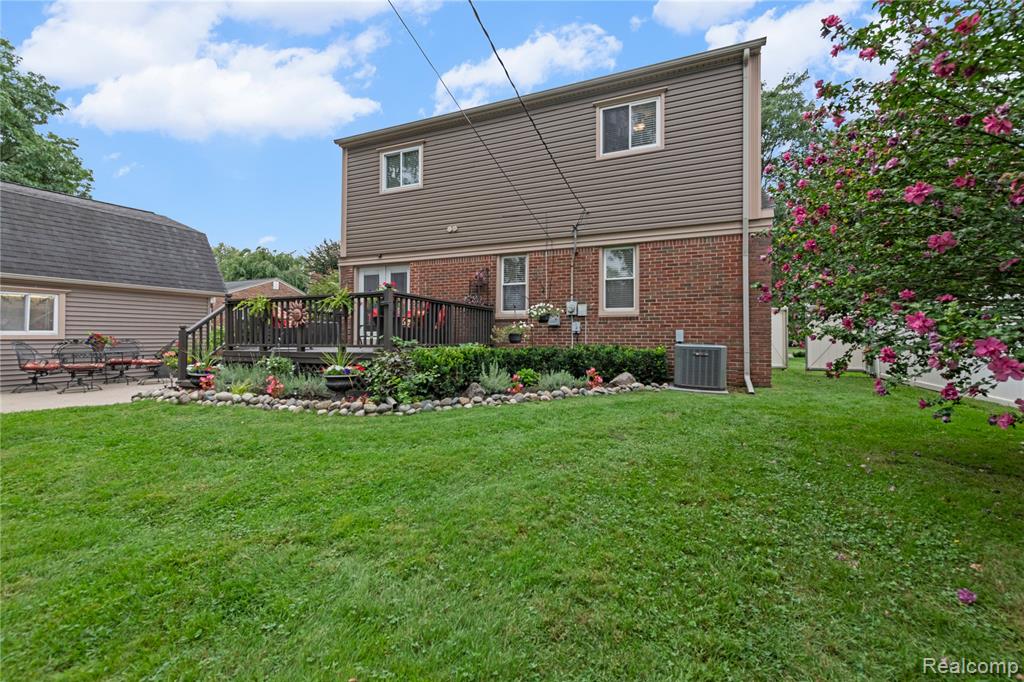 14962 Beatrice Street, Livonia, MI, 48154