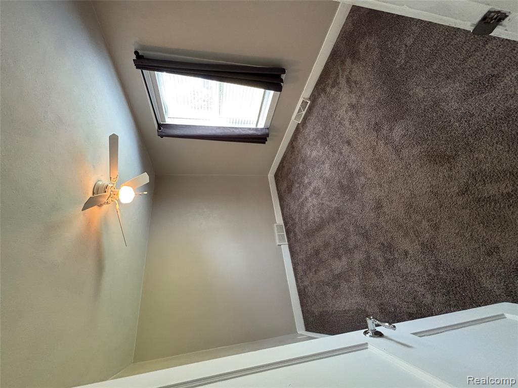 9047 Davison Road, Davison, MI 48423 — Photo 7