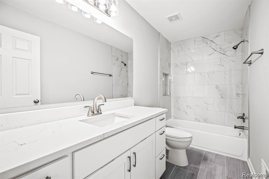 8248 HUGH Street, Westland, MI — Photo 11