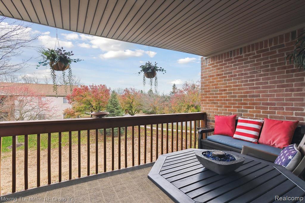 9755 WILDFLOWER, Belleville, MI 48111 — Photo 25