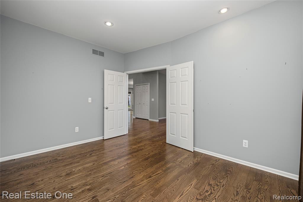 4659 Camelina Street, Commerce Twp, MI 48382 — Photo 13