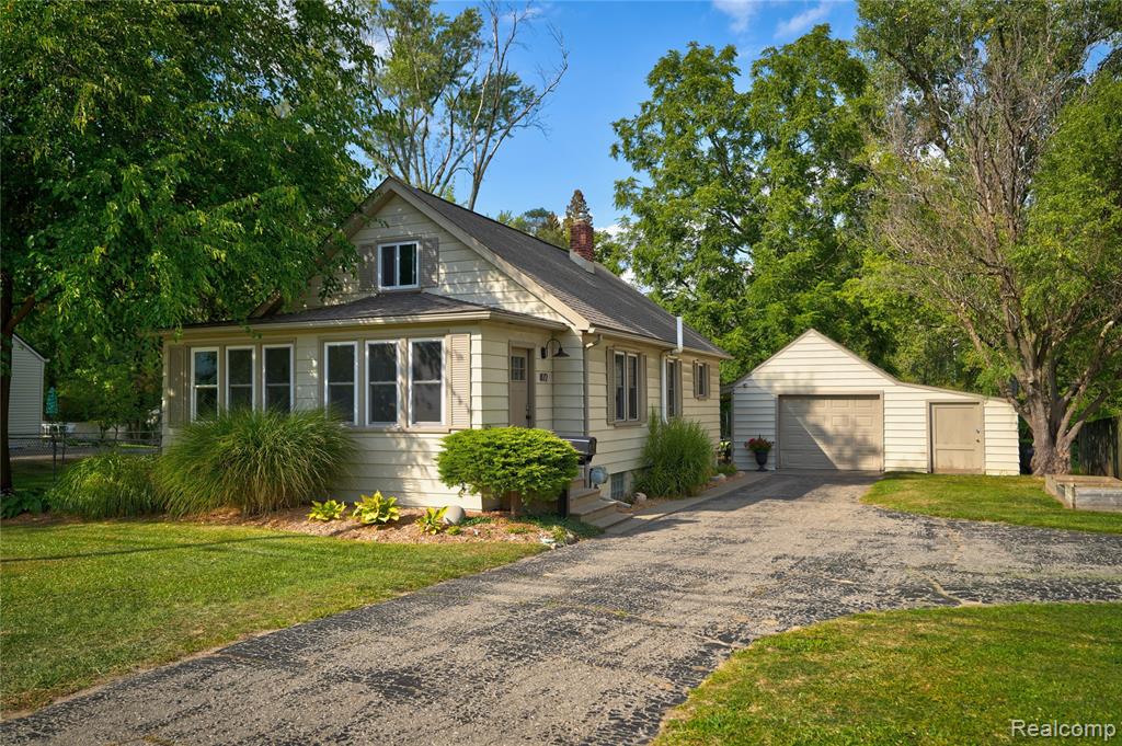 872 W Silver Lake Road, Fenton, MI 48430 — Photo 3