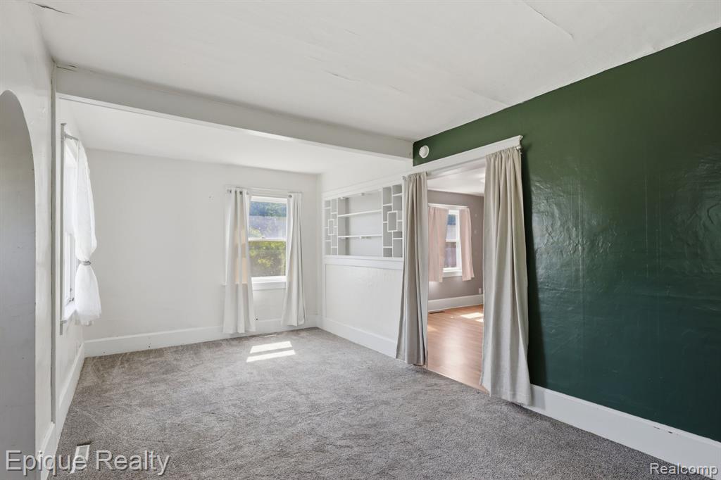 920 Farr Avenue, Owosso, MI 48867 — Photo 5