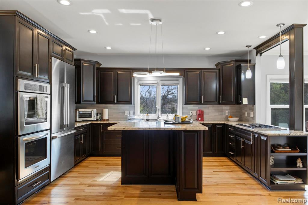 900 MCDONALD Drive, Northville, MI 48167 — Photo 23