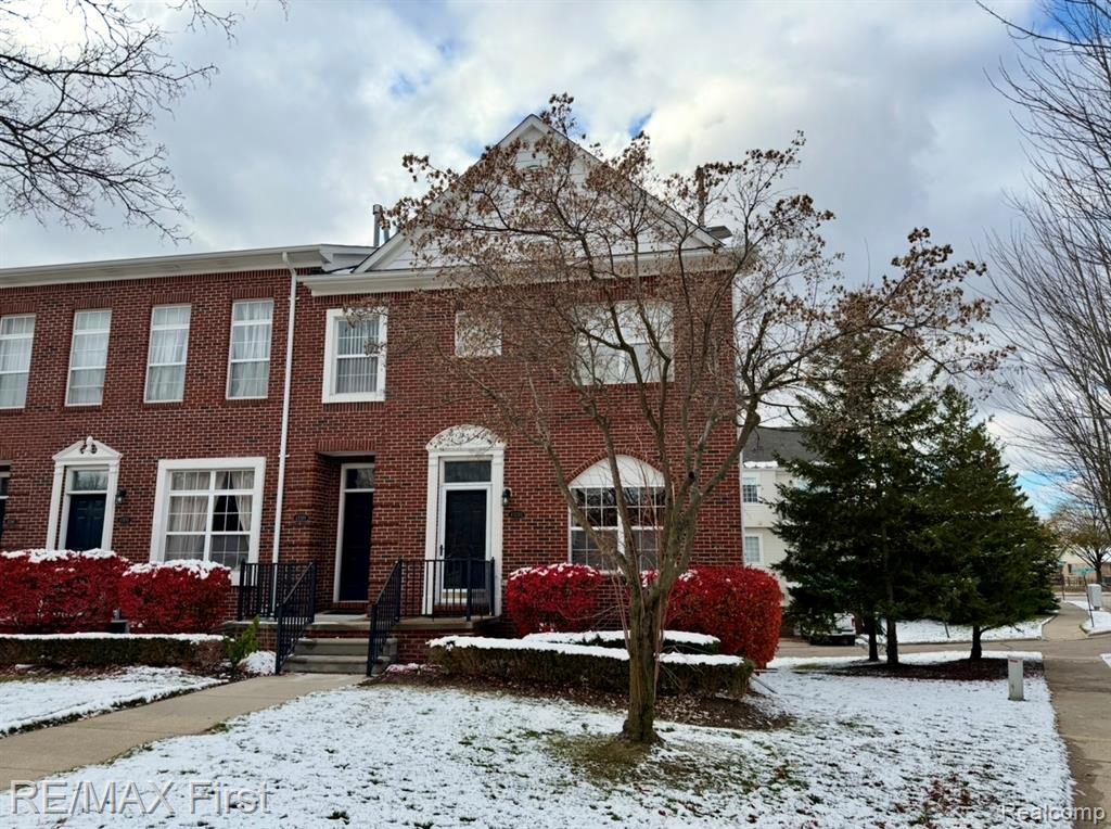 43203 Strand, Sterling Heights, MI 48313 — front exterior