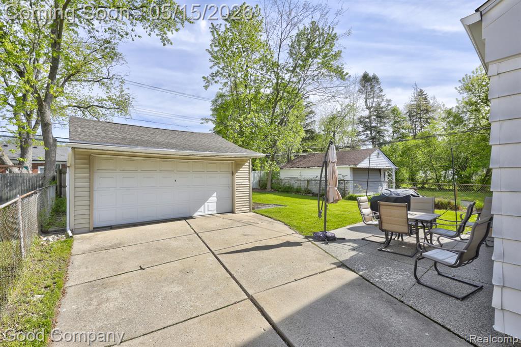 14220 Lincoln Street, Oak Park, MI 48237 — Photo 42