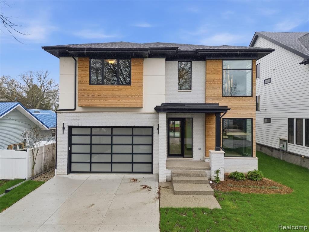 41215 Belvidere Street, Harrison Township, MI