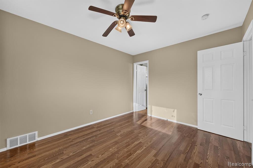 30534 Hennigan Street, Roseville, MI 48066 — Photo 29