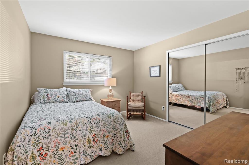 8876 Sandy Crest Drive, White Lake, MI — Photo 18