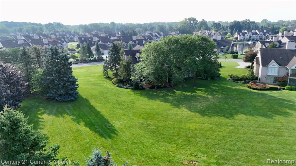 18215 Blue Heron Drive W, Northville, MI 48168 — Photo 44