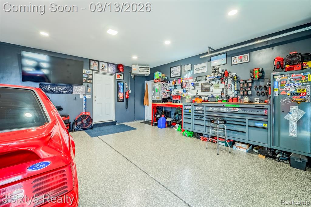 4894 Hillcrest Road, Trenton, MI 48183 — Photo 19