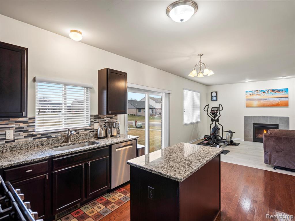 13521 S CUMBERLAND Drive, Van Buren, MI 48111 — Photo 13