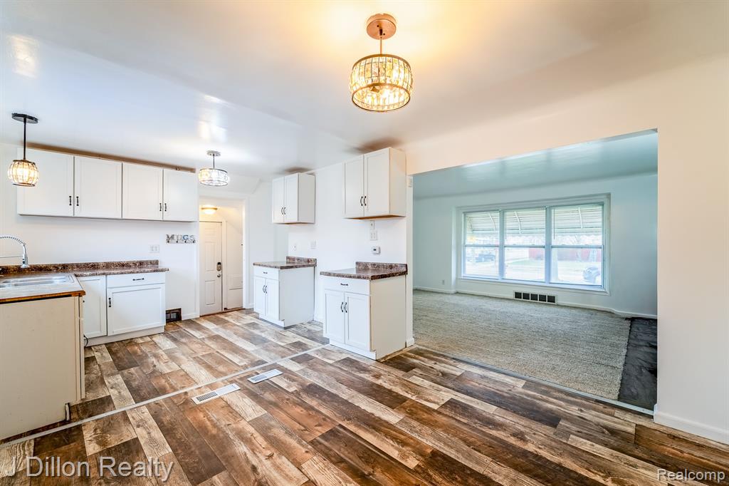 99 Chestnut Street, River Rouge, MI 48218 — Photo 14