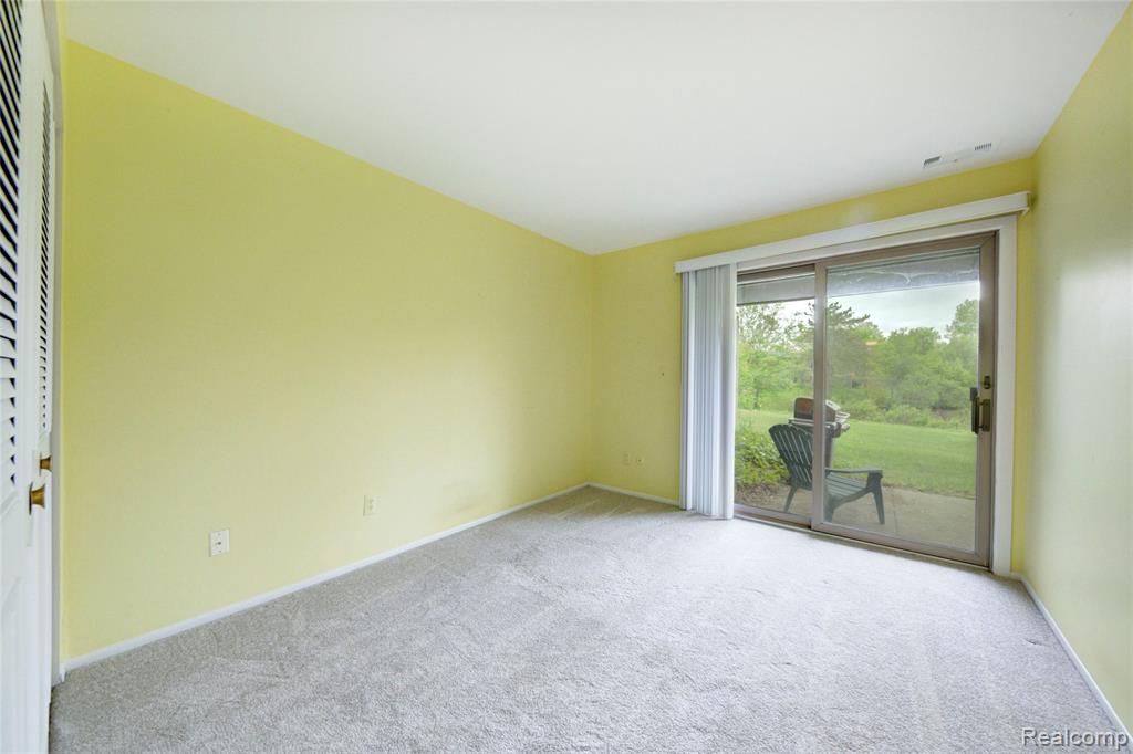 671 Watersedge Drive, Ann Arbor, MI 48105 — Photo 18