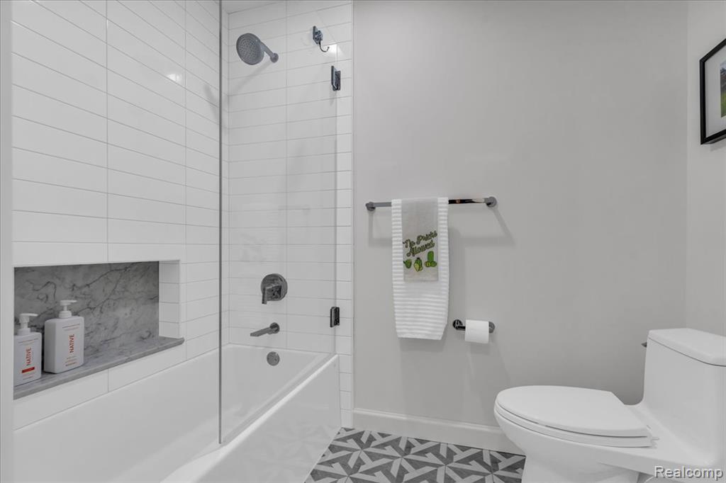 4115 Orchard Way, Bloomfield Hills, MI 48301 — Photo 39