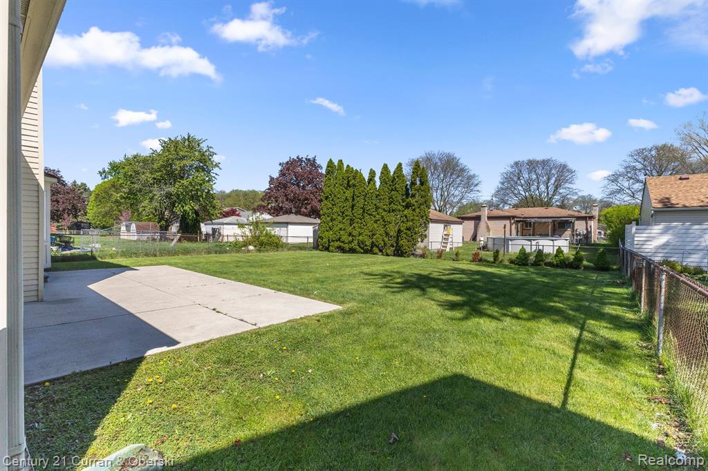 39798 CHEVIOT Road, Canton, MI 48188 — Photo 38