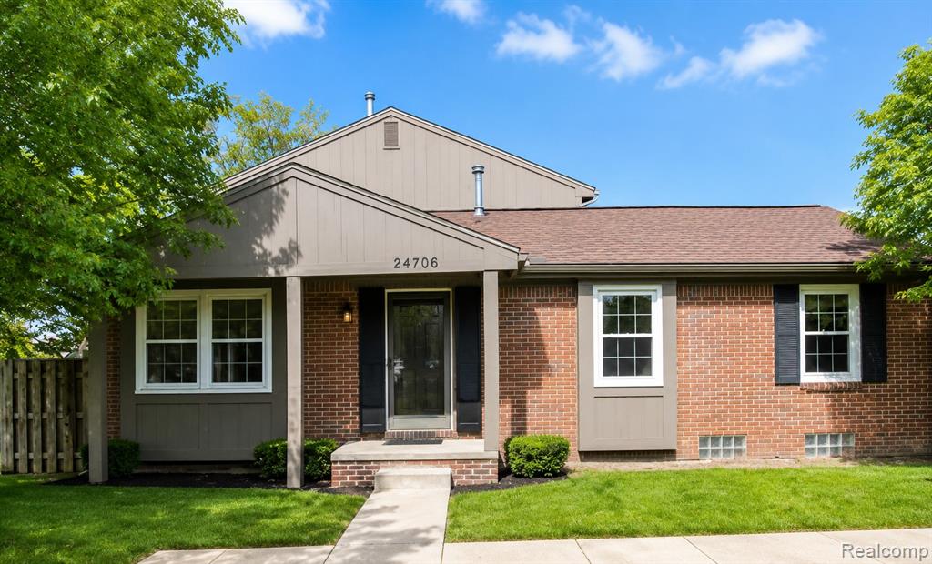 24706 Bashian Drive, Novi, MI