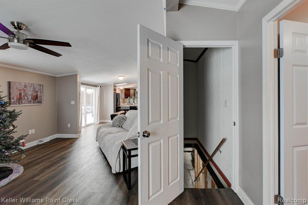 9255 LAMBS Road, Wales, MI — Photo 26