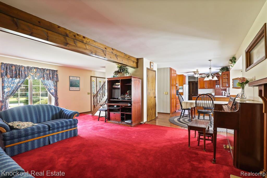 858 Zehnder Drive, Frankenmuth, MI 48734 — Photo 9
