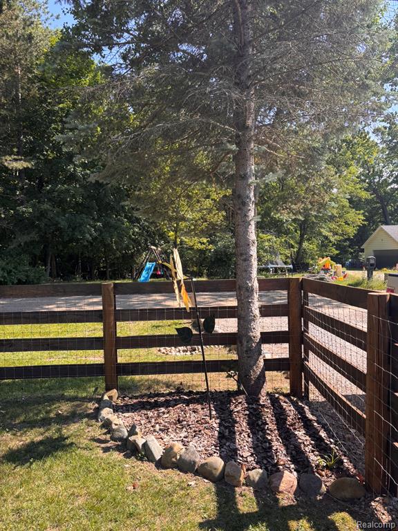 4095 Blood Road, Metamora, MI 48455 — Photo 48