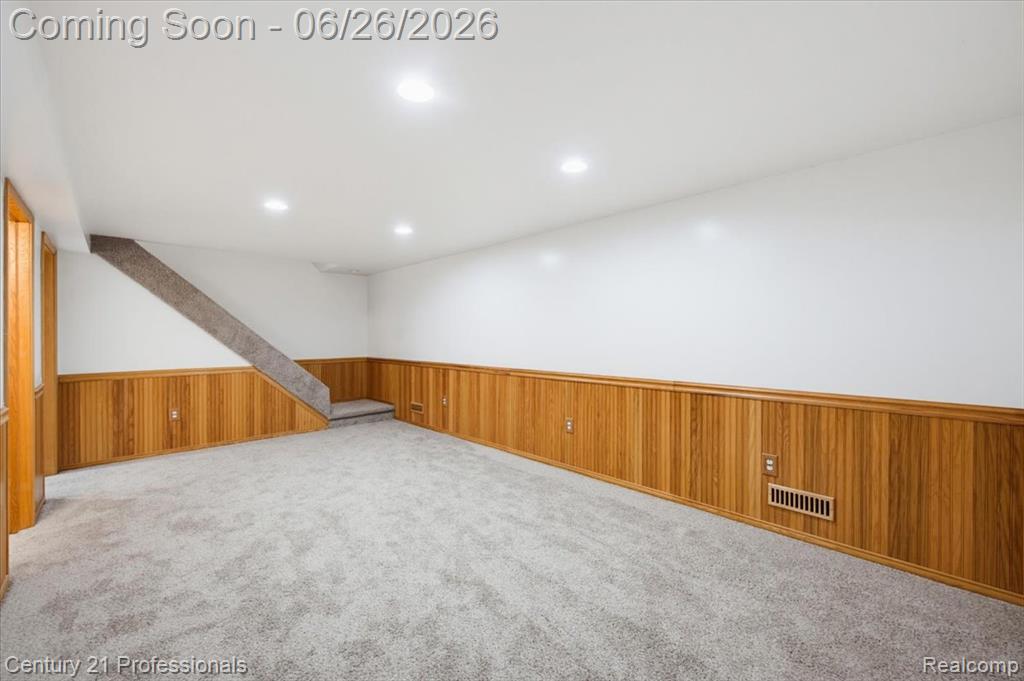4683 Fox Chase Drive, White Lake, MI 48383 — Photo 36