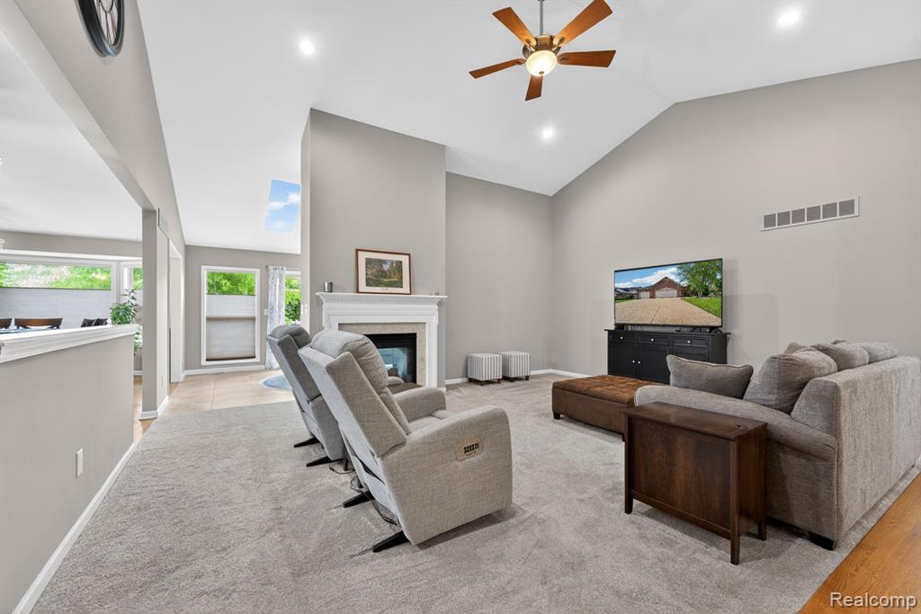 25820 Timber Creek Lane, Flat Rock, MI 48134 — Photo 5