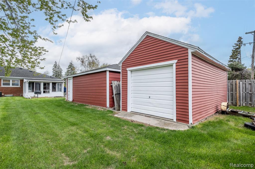 35560 Weideman Street, Clinton Twp, MI 48035 — Photo 46