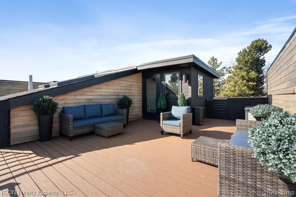714 E PARENT Avenue, Royal Oak, MI 48067 — Photo 47