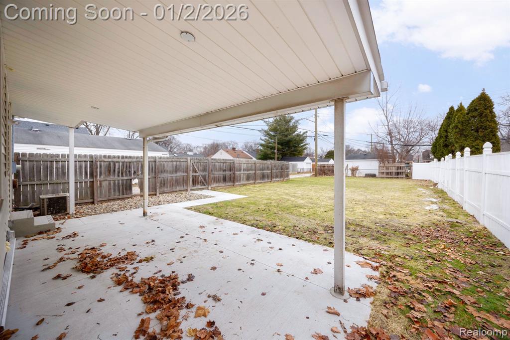 6731 Robinson Avenue, Allen Park, MI 48101 — Photo 7