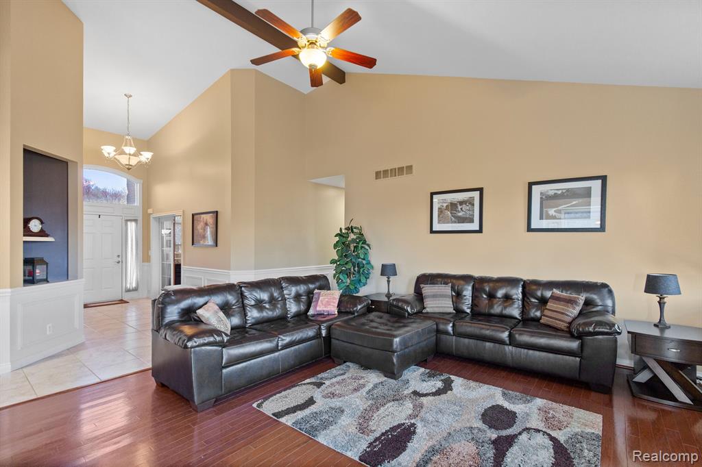 7689 BIRCH Lane, Shelby Twp, MI 48316 — Photo 10