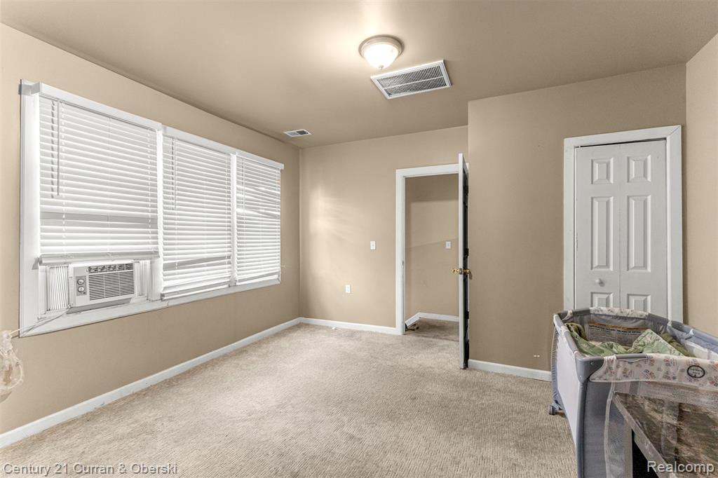 7925 Pinehurst Street, Dearborn, MI 48126 — Photo 26