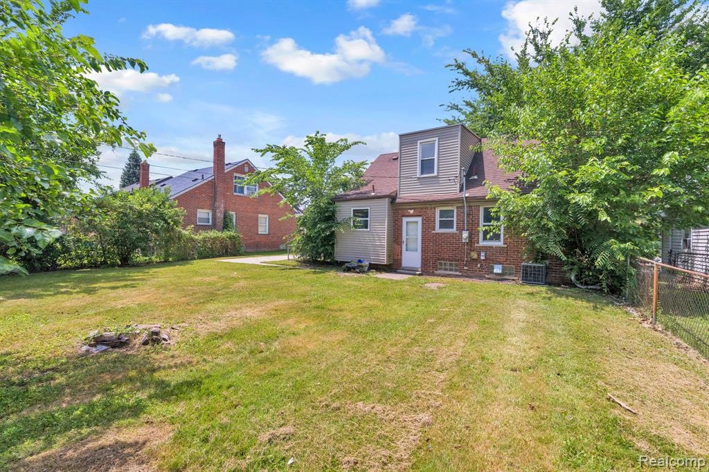 7641 Pelham Road, Allen Park, MI 48101 — Photo 7