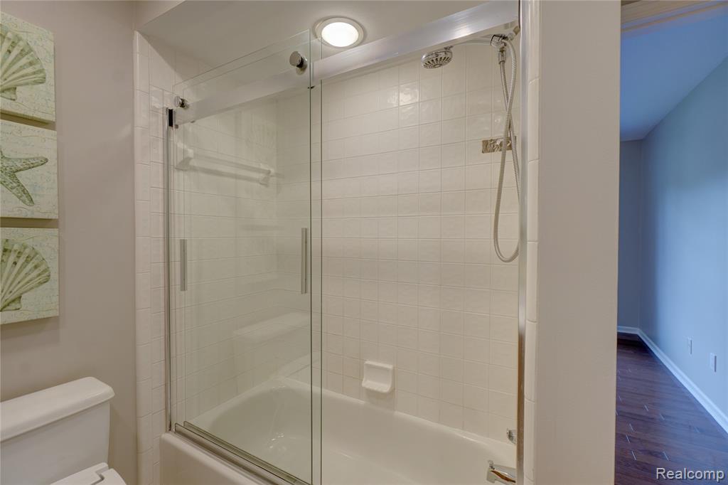 3066 Woodcreek Way, Bloomfield Hills, MI 48304 — Photo 38