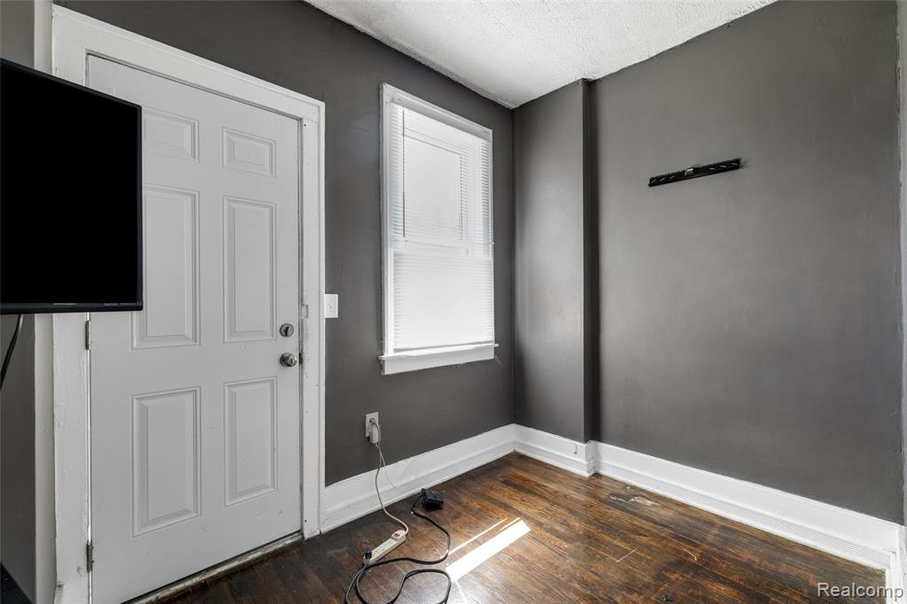7738 Wykes Street, Detroit, MI 48210 — Photo 11