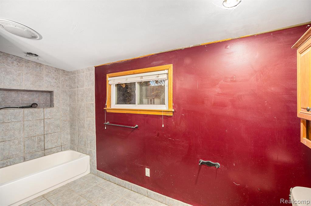 8123 Janis Street, Shelby Twp, MI 48317 — Photo 17