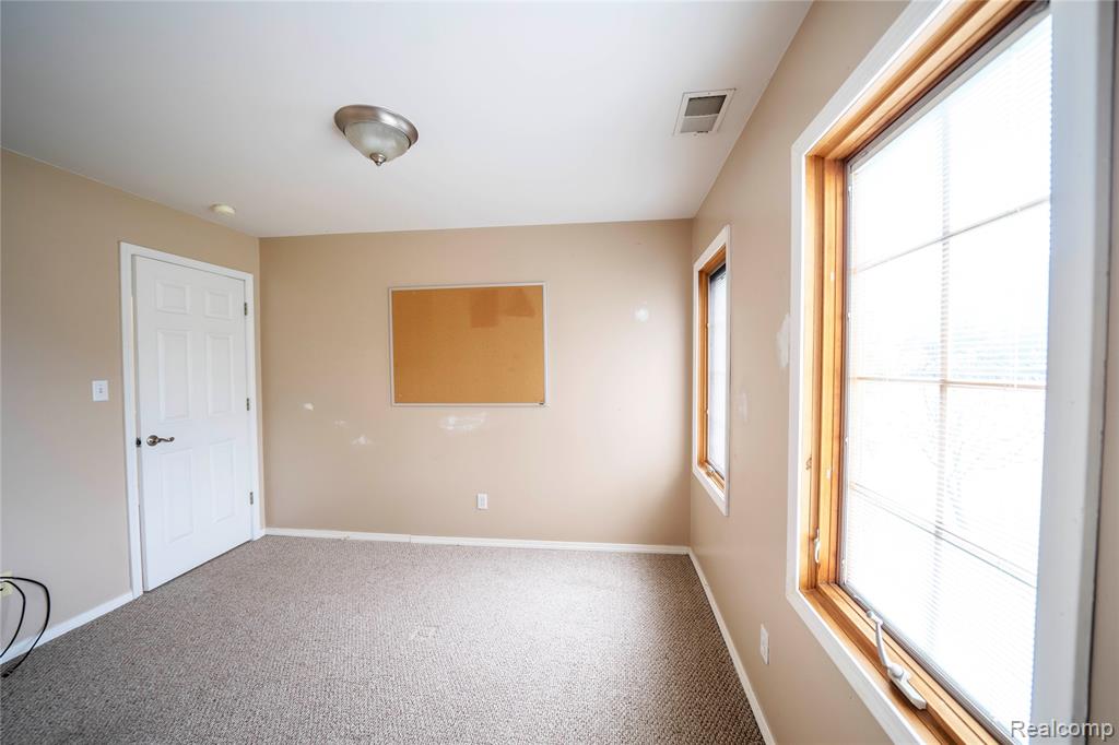 8853 Beech Daly Road, Taylor, MI 48180 — Photo 27