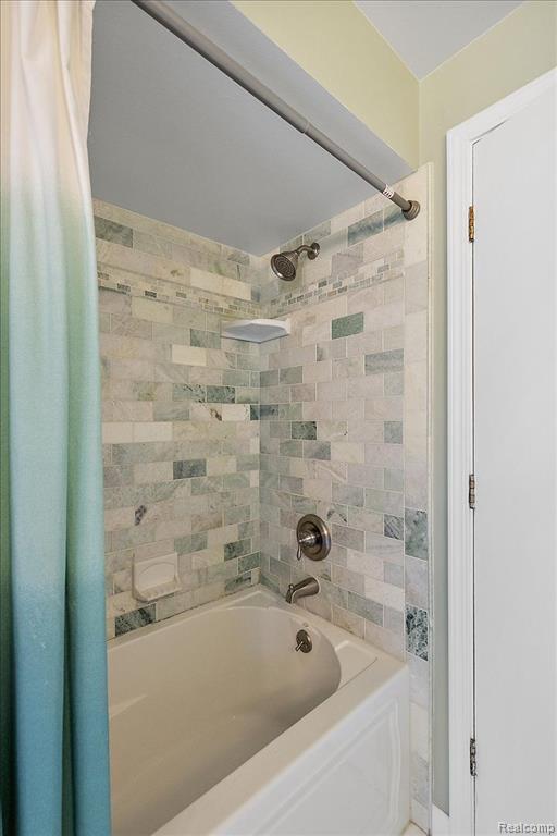 4363 SUNNINGDALE Drive, Bloomfield Hills, MI 48302 — Photo 63