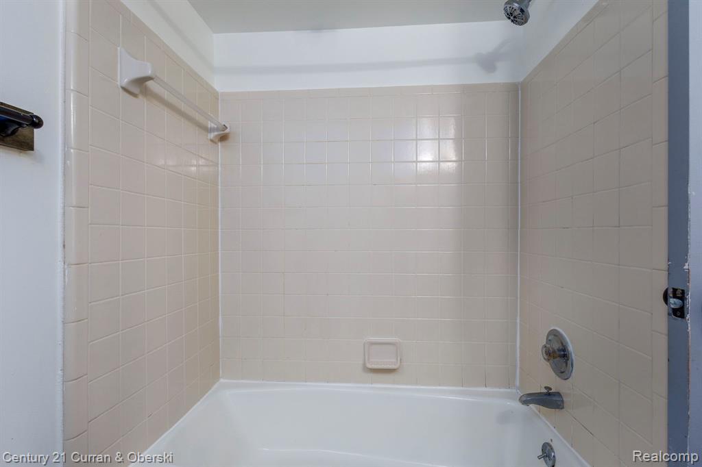 221 Pinewood Circle, Plymouth, MI 48170 — Photo 33