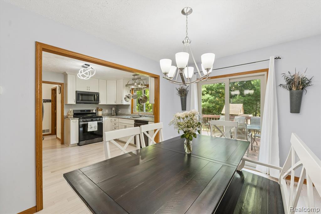 13399 Jennifer Drive, Perry, MI 48872 — Photo 12