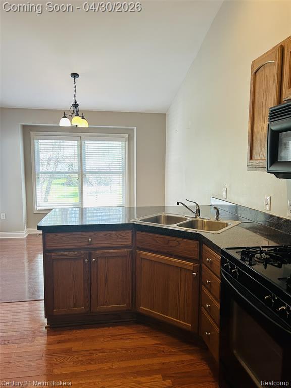 4467 Cross Creek Boulevard, Burton, MI 48509 — Photo 7