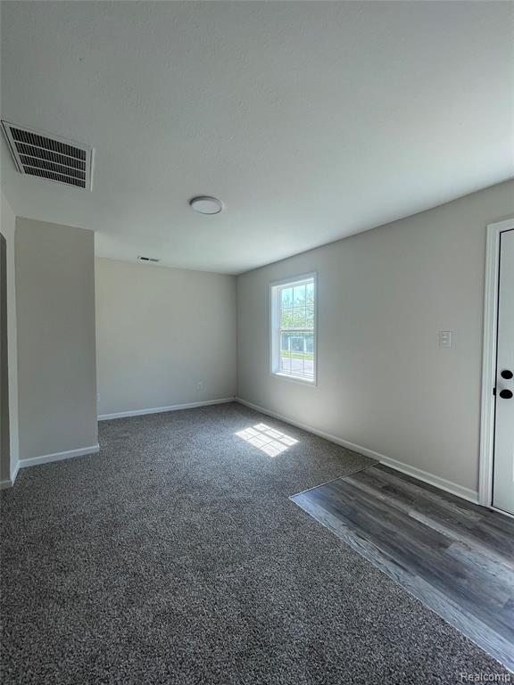 5685 Venice Road, Newport, MI 48166 — Photo 12