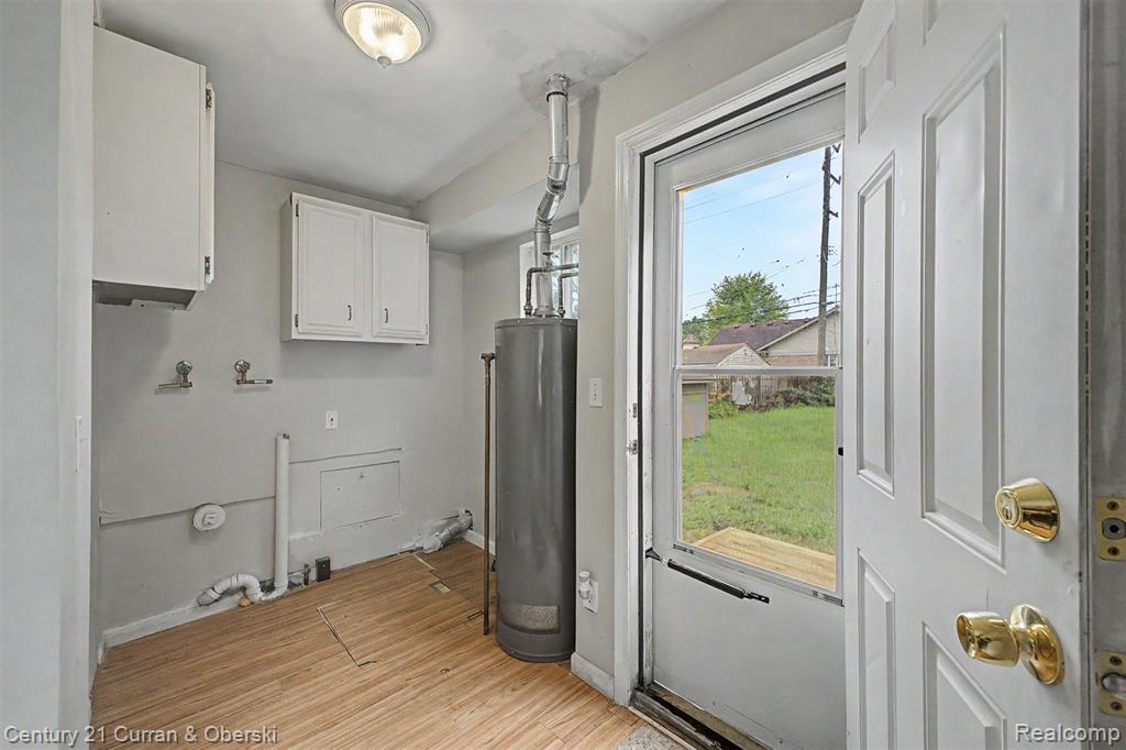 5160 Hazel Street, Dearborn Heights, MI 48125 — Photo 9