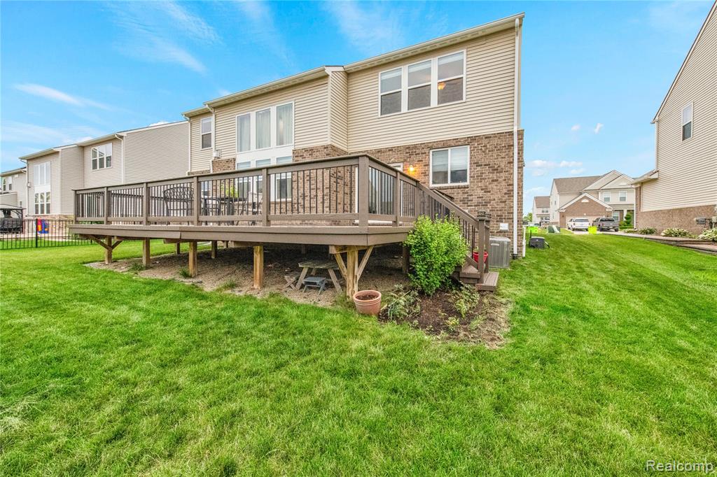49633 Malten Drive, Macomb, MI 48044 — Photo 35