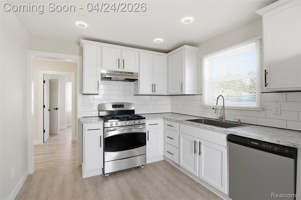 22063 Brittany Avenue, Eastpointe, MI 48021 — Photo 8