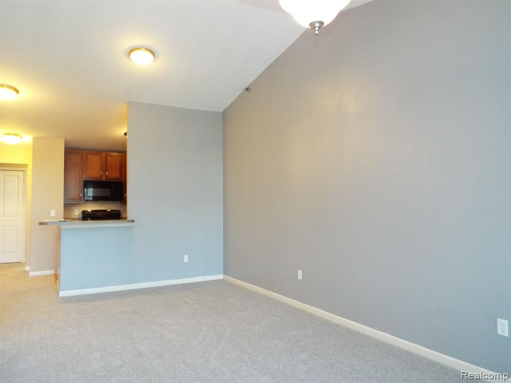 4202 TEAL Lane, Walled Lake, MI 48390 — Photo 5