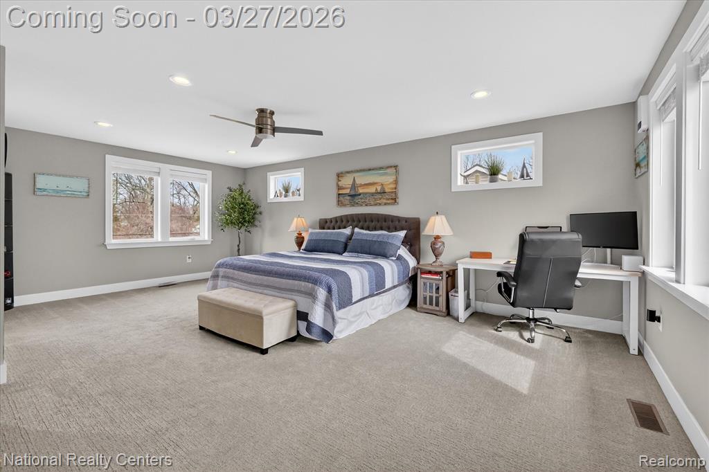946 Dunreath Street, Wolverine Lake, MI 48390 — Photo 25