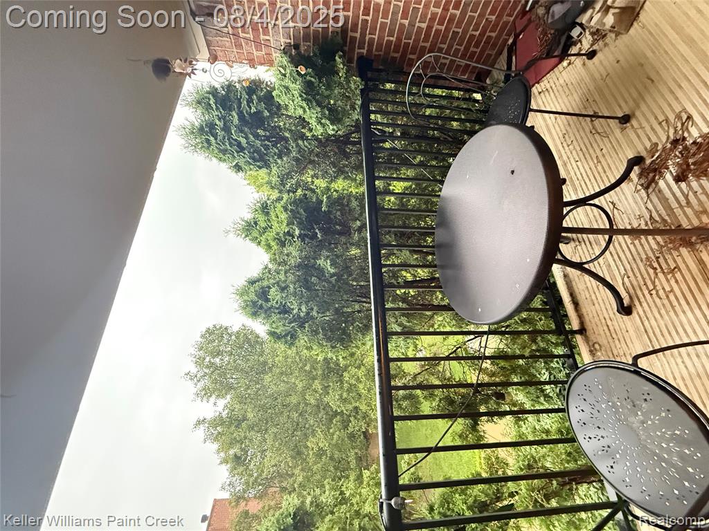 5705 Hampshire Lane, Ypsilanti, MI 48197 — Photo 8