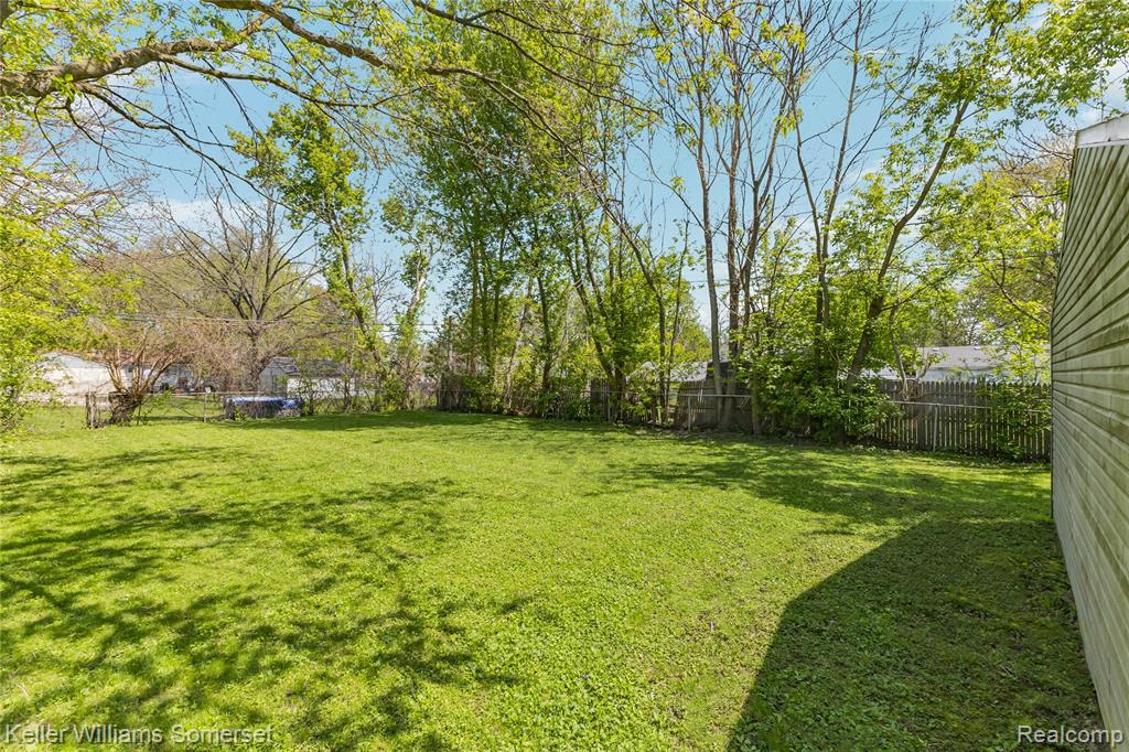591 Clara Avenue, Pontiac, MI 48340 — Photo 41